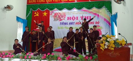 Quang cảnh buổi ra quân